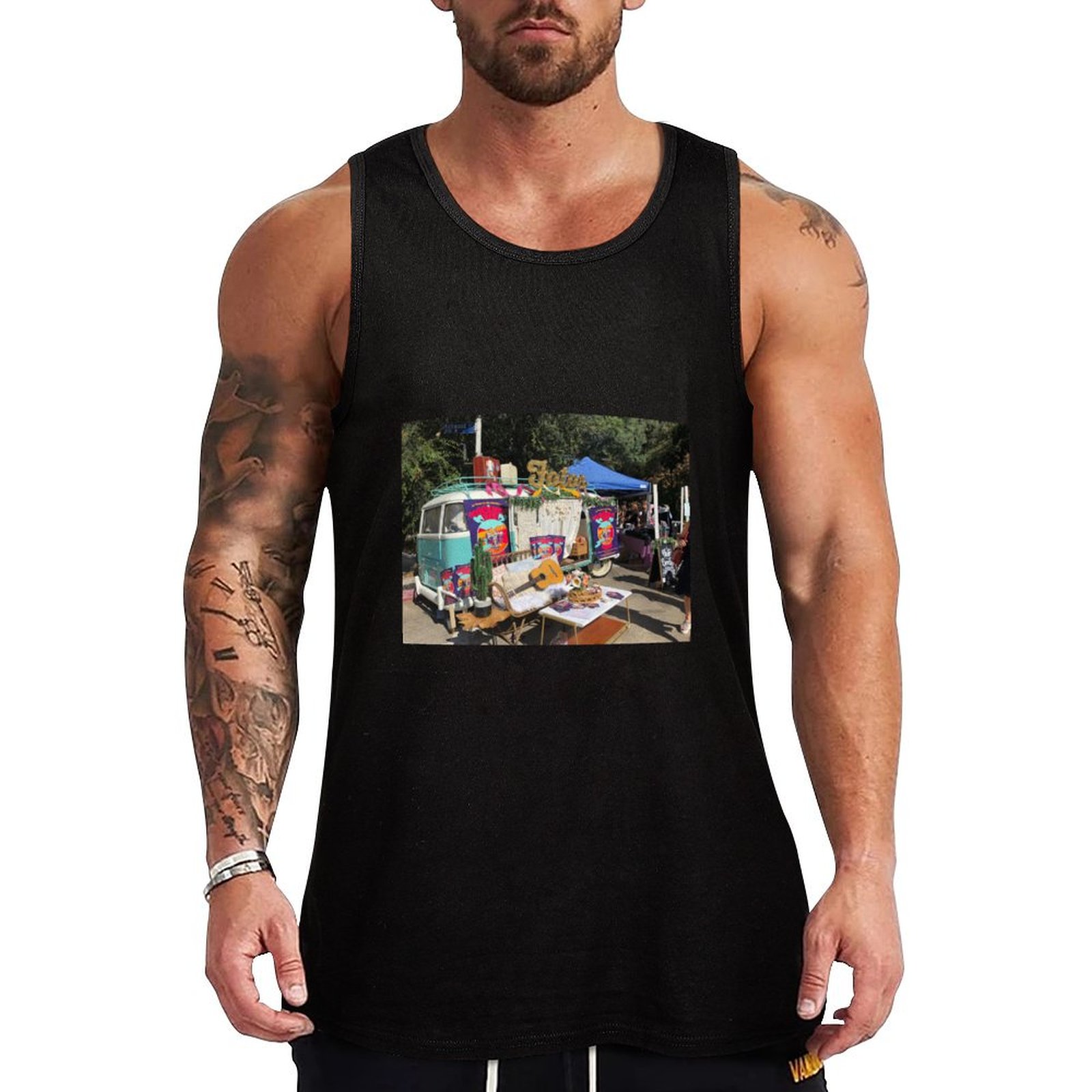 Street Fashion California - قميص بدون أكمام من Love Street