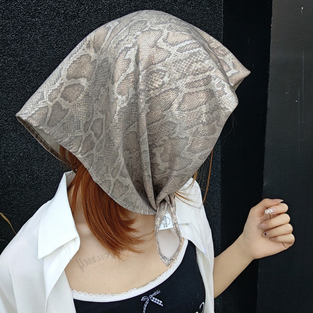 Street Fashion Baggy - أغطية الرأس Y2K الأفعى طباعة الشعر