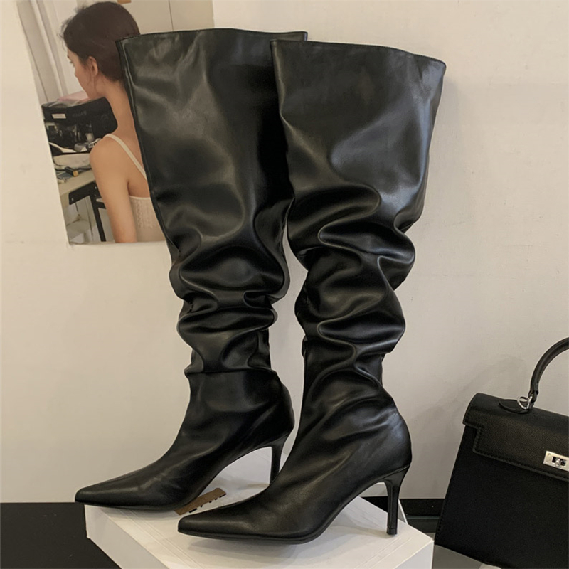 Eilyken 2026 تصميم الشتاء مطوي - مراجعة Street Fashion Rome 2026 وسعره