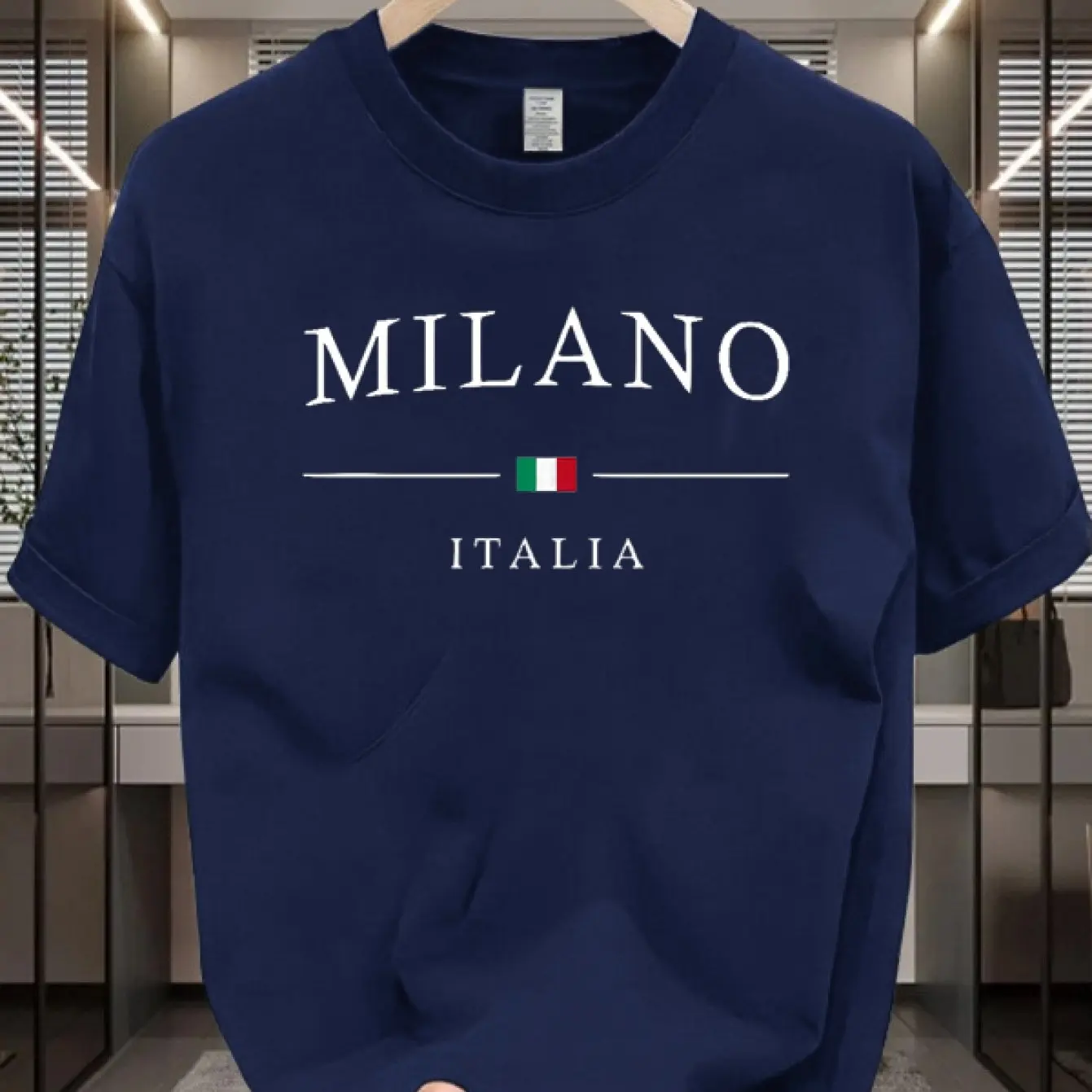 تي شيرت رجالي من ميلانو إيطالي - مراجعة Street Fashion Milan وسعره