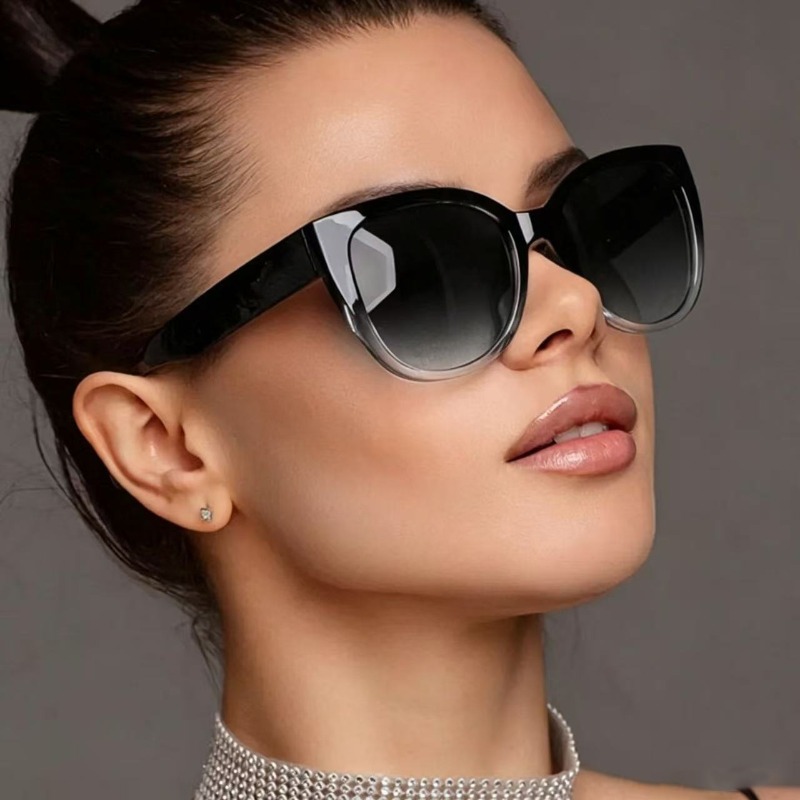 نظارات شمسية عصرية جديدة بتصمي - مراجعة Street Fashion Definition وسعره