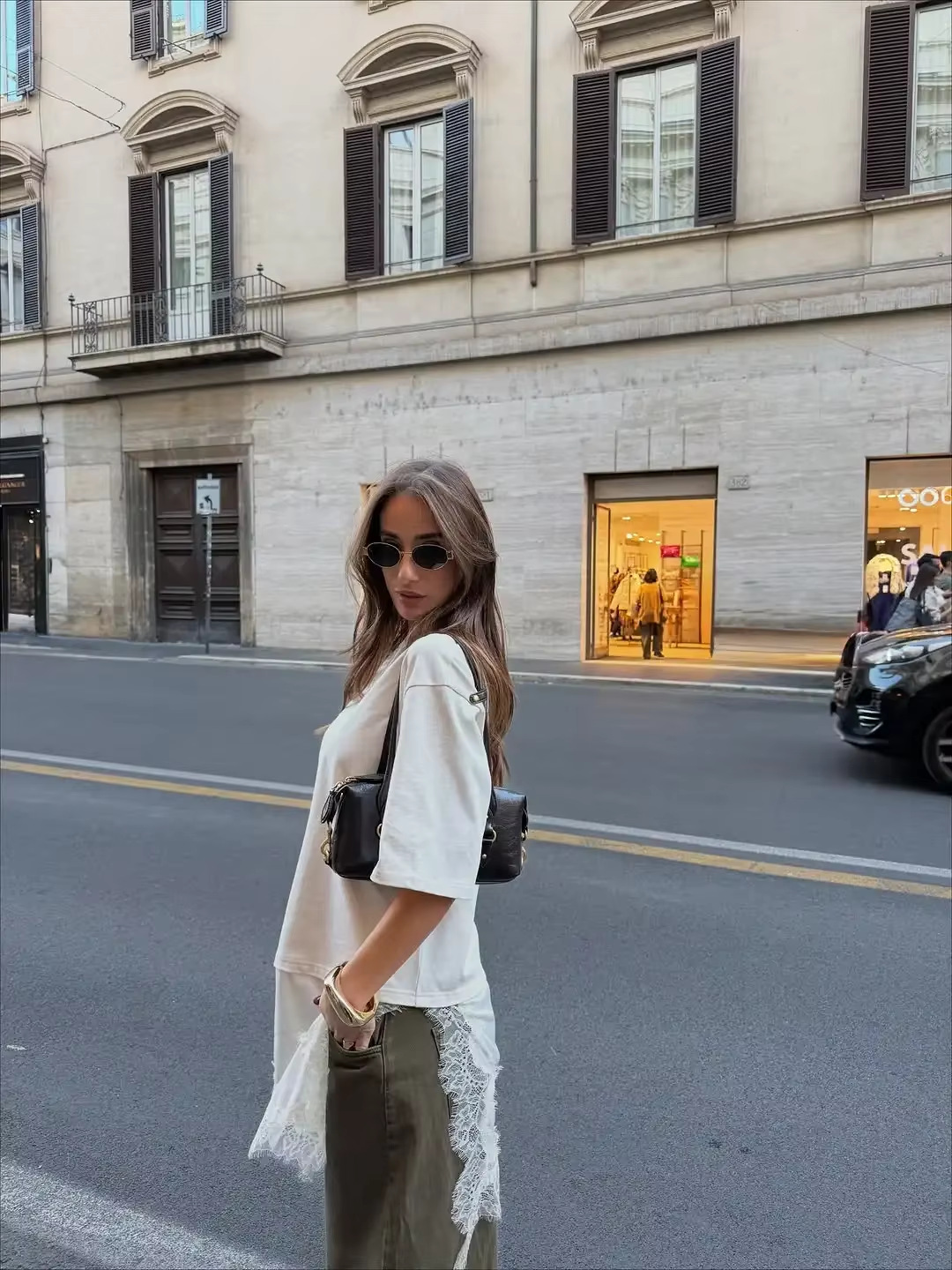تي شيرت نسائي فضفاض بأكمام نصف - مراجعة Longline Tee Oversized وسعره