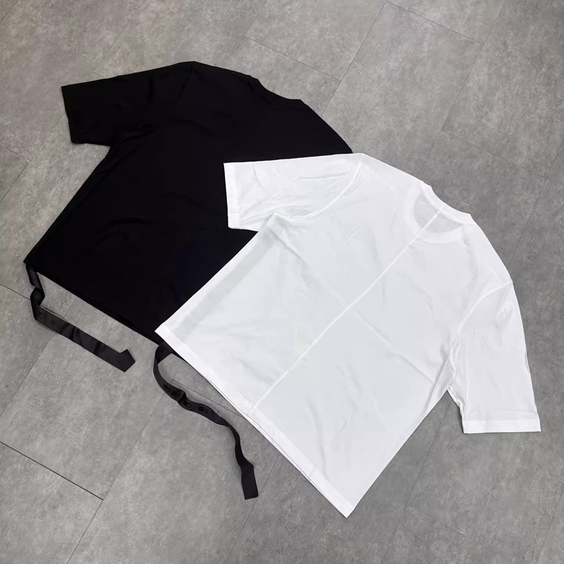 تي شيرت فضفاض بتصميم RO مع مشب - مراجعة Longline Tee Oversized وسعره