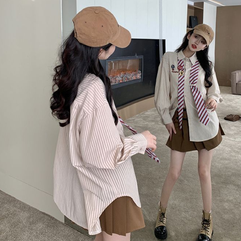 مخطط قمصان النساء الفضفاضة Pre - مراجعة Street Fashion Baggy وسعره